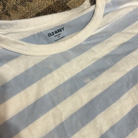 Top - Picture 2 of 2